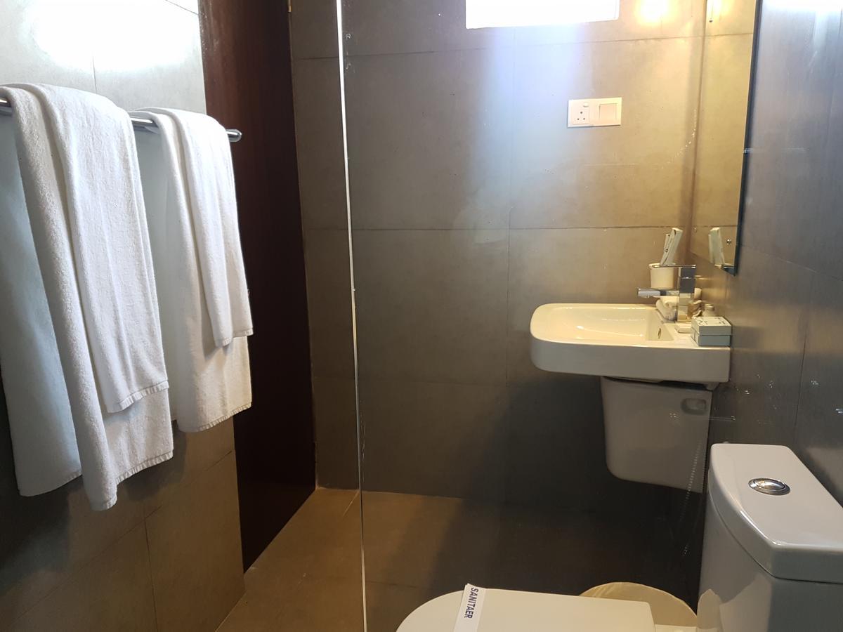 A One Hotel - "The Marine" Коломбо Екстериор снимка